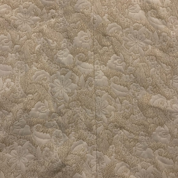 Vintage 1960s 1970s does Regency Quilted Gold and Cream Dress Size Small - Picture 3 of 11